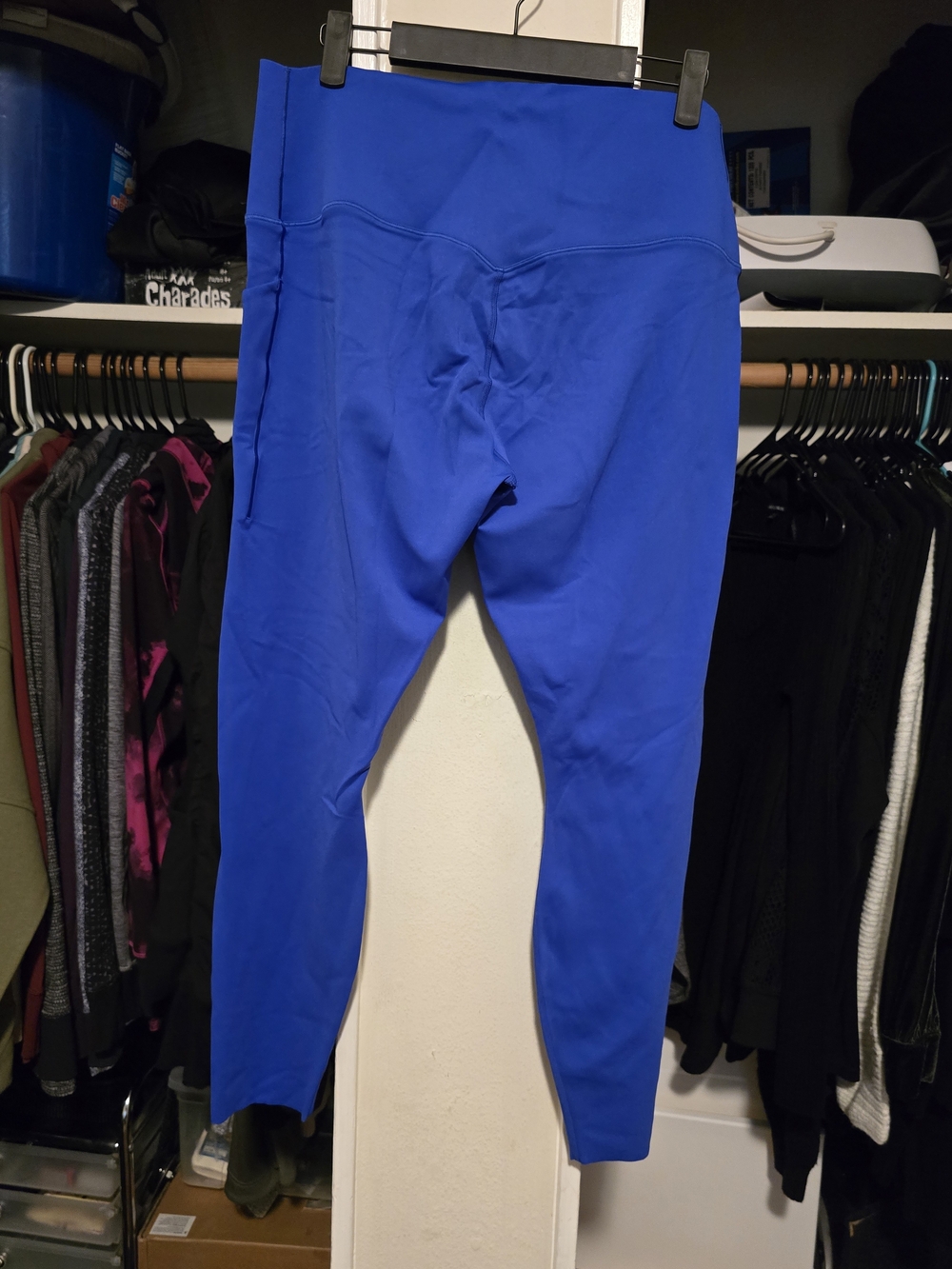 Nike Dri-Fit High-Rise Leggings with Side Pockets - Picture 6 of 6